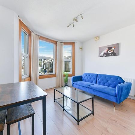 Cozy 1-Bed Apartment In Brixton London Eksteriør billede