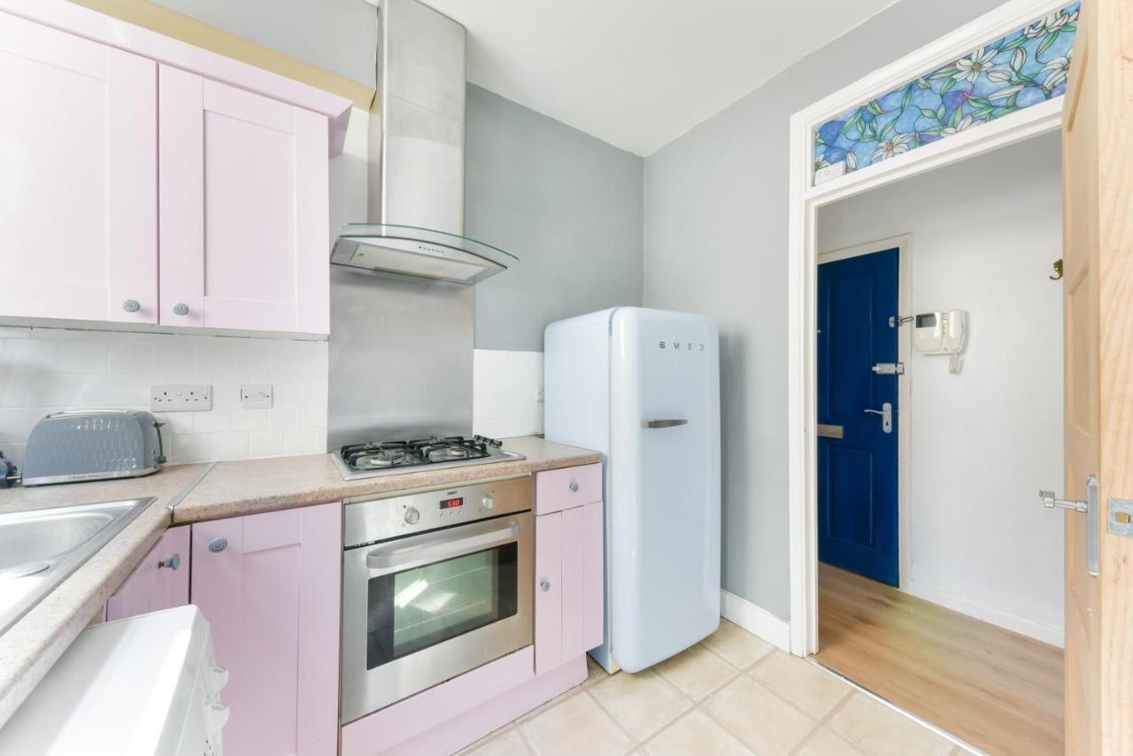 Cozy 1-Bed Apartment In Brixton London Eksteriør billede