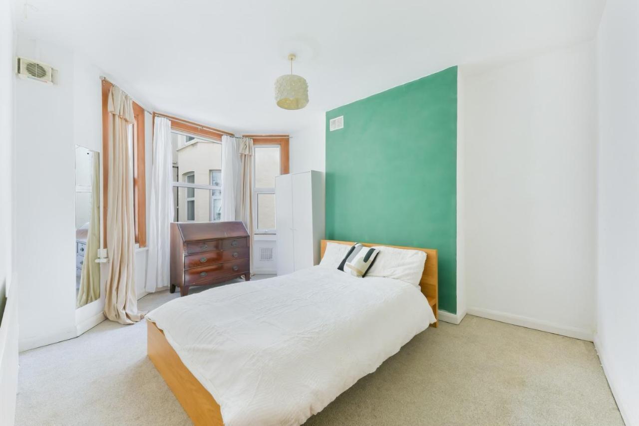 Cozy 1-Bed Apartment In Brixton London Eksteriør billede